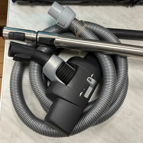 Electrolux ErgoSpace repasovaný vysávač ZE330G príslušenstvo